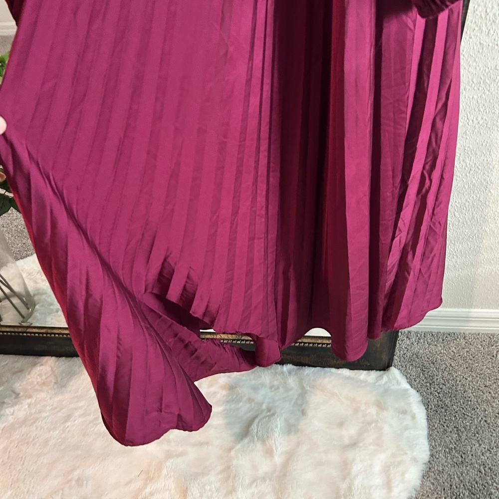Ieena for Mac Duggal - Elegant Red Wrap Gown with Plunge Neckline - Picture 6 of 7